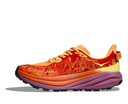 Hoka M Speedgoat 6. Terrängsko med dämpning och stabilitet. Vibram i dobbar. Färg orange och gul