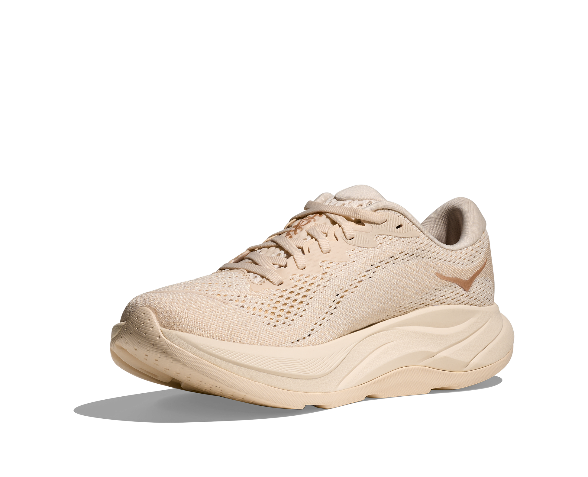 Hoka W Rincon 4  - En fjäderlätt sko med fantastisk dämpning men det slutar inte där. Denna sko är även otroligt responsiv. Färg i härligt krämig beige ton.